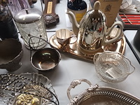 Lot 570 - verzilverde decoratie. 40 stuks - afbeelding 2 van  7