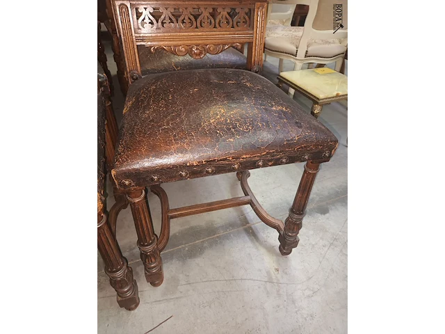 Lot 58 - antieke stoelen. 6 stuks - afbeelding 4 van  6