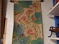 Lot 58 - aziatische hangrol - afbeelding 1 van  4