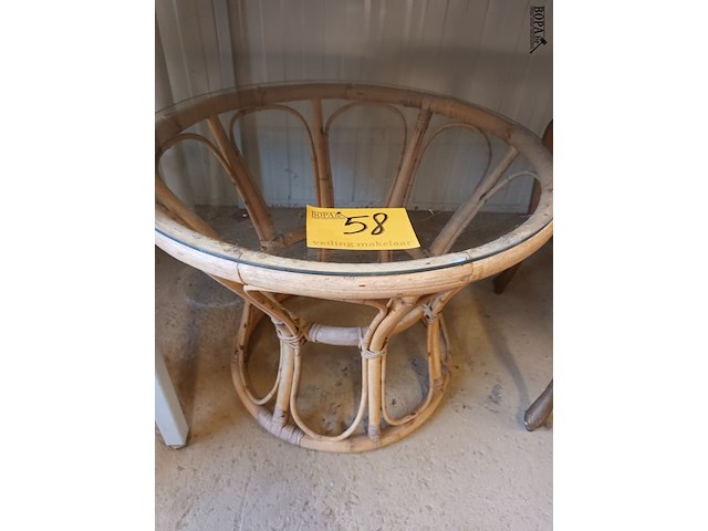 Lot 58 - bamboe salontafel - afbeelding 1 van  3