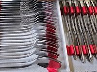 Lot 58 - bestekkoffers 2 stuks - afbeelding 4 van  6