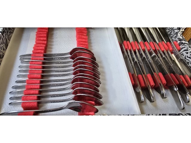 Lot 58 - bestekkoffers 2 stuks - afbeelding 5 van  6