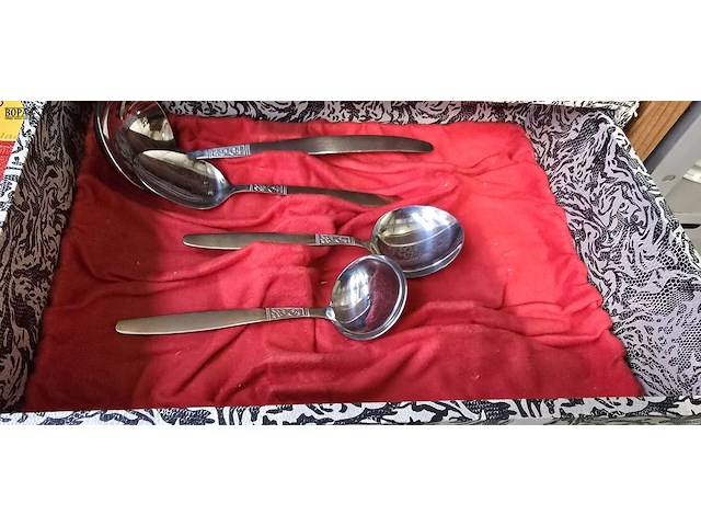 Lot 58 - bestekkoffers 2 stuks - afbeelding 6 van  6