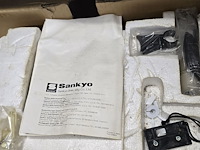 Lot 58 - filmprojector santyo sound 700 - afbeelding 2 van  4