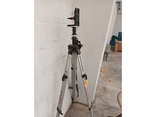 Lot 58 - futech lazer statief - afbeelding 4 van  6