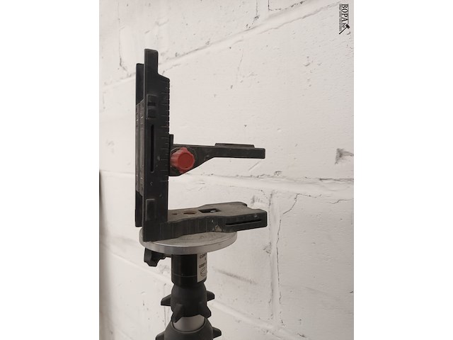 Lot 58 - futech lazer statief - afbeelding 5 van  6