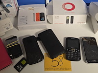 Lot 58 - lot diverse gsm's - afbeelding 3 van  4