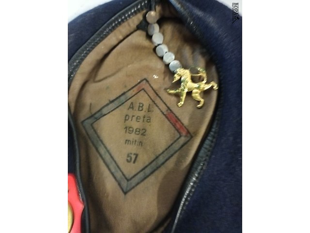 Lot 58 - militaire baretten abl en naamplaatje - afbeelding 4 van  4