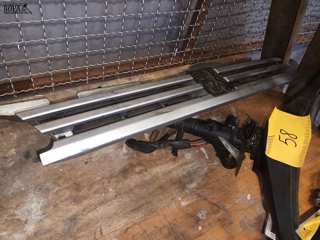 Lot 58 - onderdelen voor peugeot - afbeelding 2 van  3