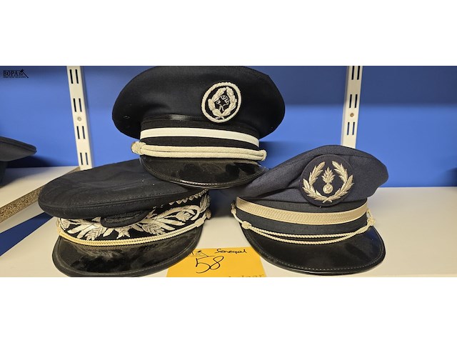 Lot 58 - senegal 3 kepies - afbeelding 1 van  4