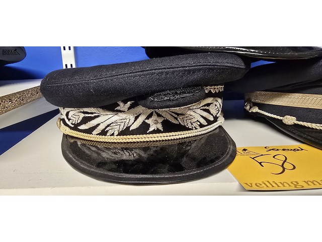 Lot 58 - senegal 3 kepies - afbeelding 2 van  4