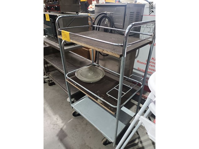 Lot 58 - serveerwagen - afbeelding 1 van  4