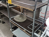Lot 58 - serveerwagen - afbeelding 1 van  4