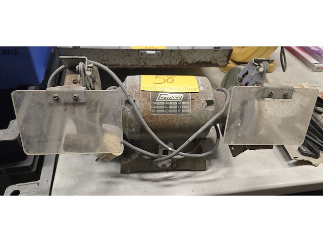 Lot 58 - slijpmolen ermaco - afbeelding 1 van  3