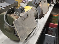 Lot 58 - slijpmolen ermaco - afbeelding 3 van  3