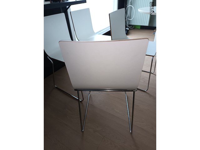 Lot 58 - stoelen. 4 stuks - afbeelding 3 van  4