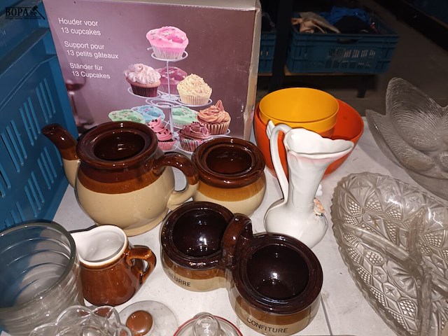 Lot 58 - tafelgerei. 25 stuks - afbeelding 3 van  6