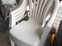 Lot 58 - tuinstoelen. 4 stuks - afbeelding 2 van  3