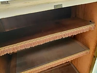 Lot 58 - vintage wastafelkast met opzet spiegel - afbeelding 5 van  6