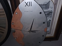 Lot 58 - wandklok. 3 stuks - afbeelding 2 van  4