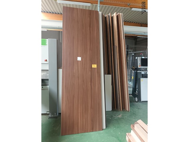 Lot 588 - lot diverse panelen - afbeelding 1 van  3