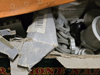 Lot 59 - buisklemmen en nippels - afbeelding 2 van  3