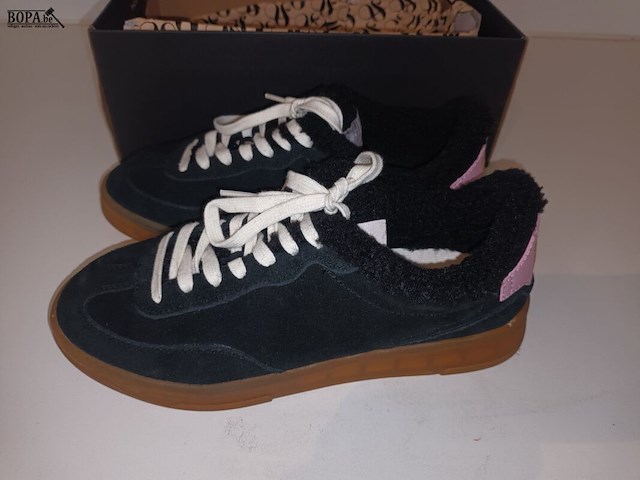 Lot 59 - damesschoenen maat 37 - afbeelding 2 van  3