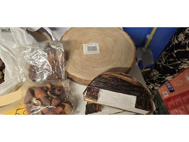 Lot 59 - herfst decoratie - afbeelding 2 van  3