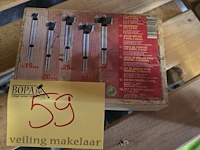 Lot 59 - houtboren 5 delig nieuw