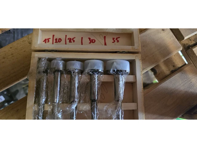 Lot 59 - houtboren 5 delig nieuw - afbeelding 3 van  3