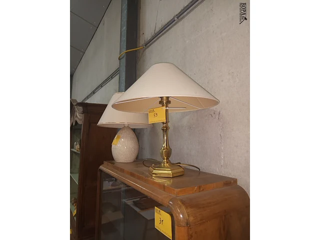 Lot 59 - koperen lamp - afbeelding 4 van  4