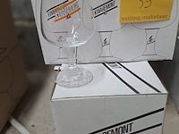 Lot 59 - kwaremont glazen - afbeelding 1 van  1