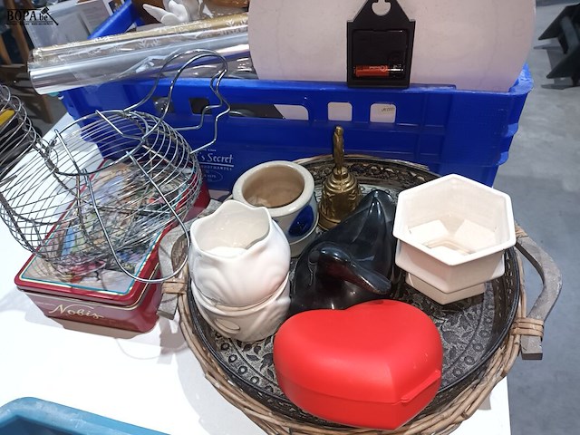 Lot 59 - lot decoratie - afbeelding 2 van  8