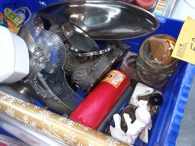 Lot 59 - lot decoratie - afbeelding 4 van  8