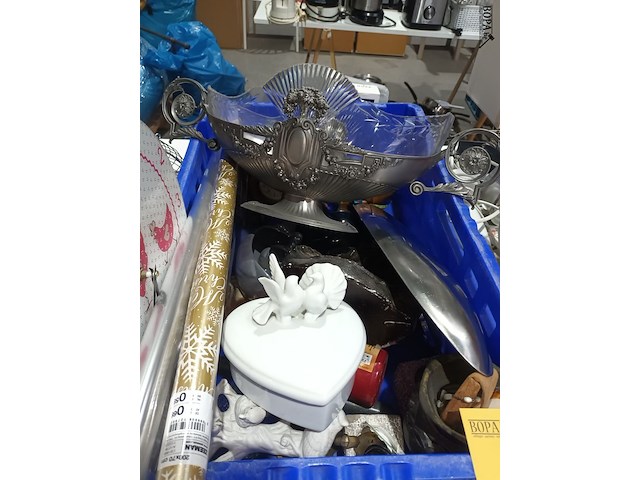 Lot 59 - lot decoratie - afbeelding 5 van  8