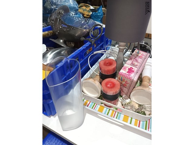 Lot 59 - lot decoratie - afbeelding 6 van  8