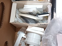 Lot 59 - materiaal voor elektrische installaties - afbeelding 9 van  9