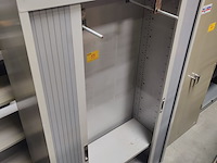 Lot 59 - metalen dossierkast - afbeelding 1 van  2