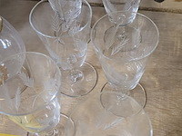 Lot 59 - napoleon en likeur glazen en karaf - afbeelding 3 van  4