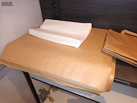 Lot 59 - verpakkingsmateriaal - afbeelding 2 van  4