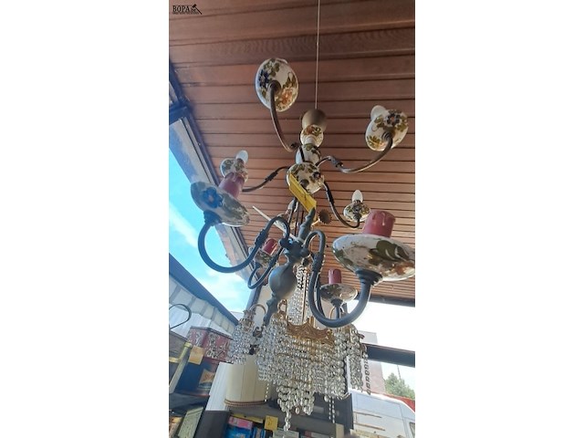 Lot 59 - vintage kroonluchters vlaamse stijl met poselein - bloemenmo - afbeelding 5 van  5