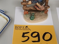 Lot 590 - beeldje goebel - afbeelding 3 van  3