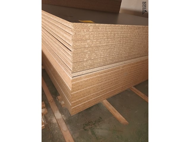Lot 596 - melamine panelen. 35 stuks - afbeelding 2 van  4