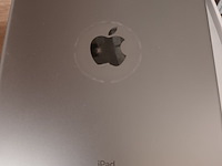 Lot 6 - apple ipad - afbeelding 2 van  4