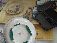 Lot 6 - aziatische dercoratie allerlei - afbeelding 2 van  4