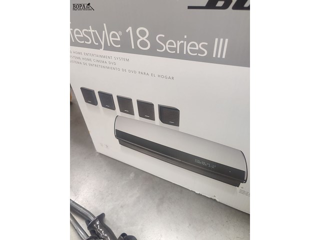 Lot 6 - bose homecinema systeem - afbeelding 3 van  3