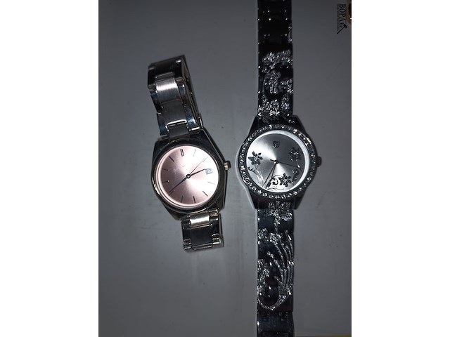 Lot 6 - dames polshorloges. 7 stuks - afbeelding 2 van  5