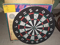 Lot 6 - darts bord