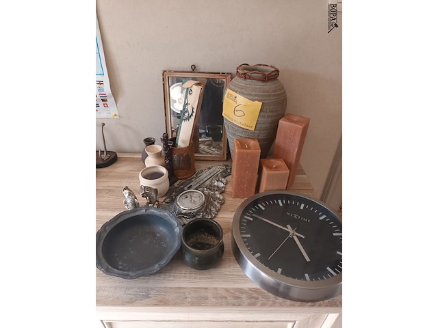 Lot 6 - decoratie. 16 stuks - afbeelding 1 van  4