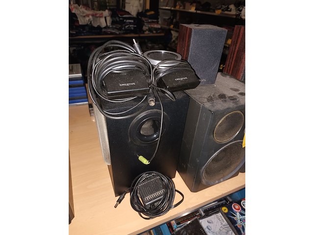 Lot 6 - diverse muziekboxen. 7 stuks - afbeelding 2 van  6